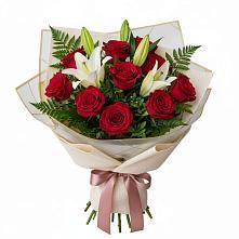 Букет цветов из:  Лилии и Розы в Колпне