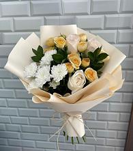 Букет цветов из:  Розы и Хризантемы в Колпне