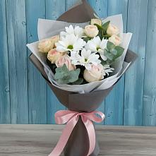 Букет цветов из:  Хризантемы и Розы в Колпне