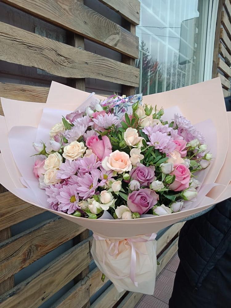 Букет цветов из: Розы и Хризантемы в Колпне