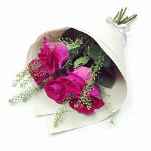 Букет цветов из:  Розы в Колпне