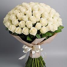 Букет 101 беля роза Белоснежка в Колпне
