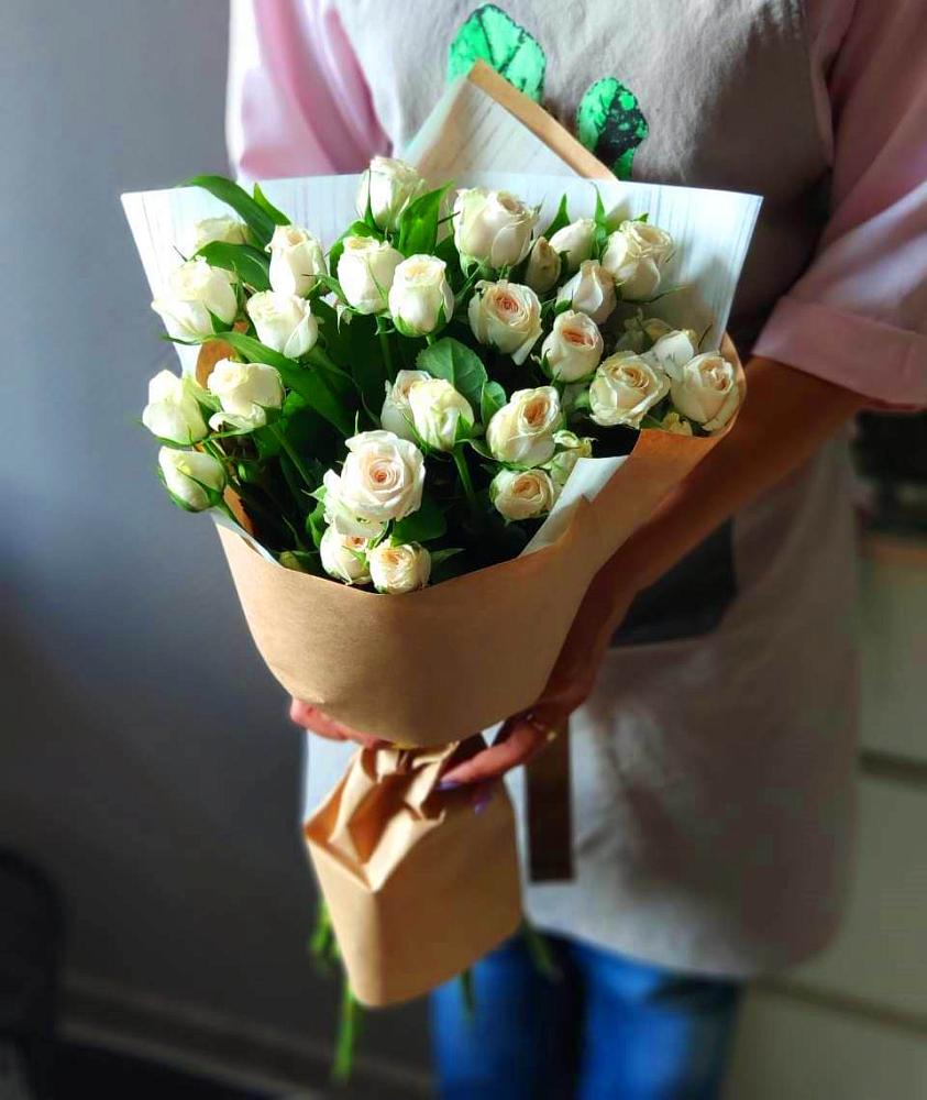 Букет цветов из: Розы в Колпне