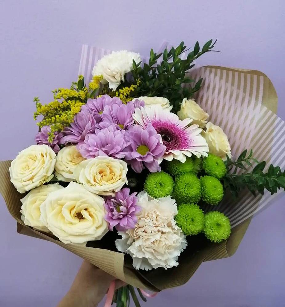 Букет цветов из: Хризантемы, Розы, Гвоздики и Герберы в Колпне