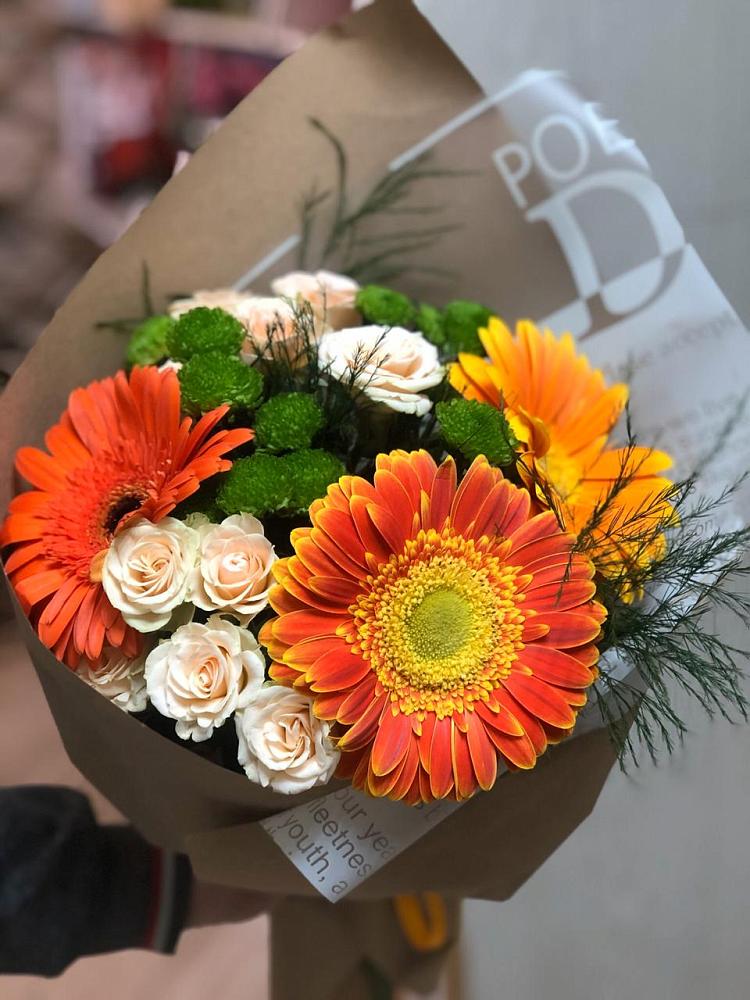 Букет цветов из: Герберы, Хризантемы и Розы в Колпне