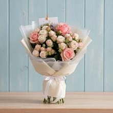 Букет цветов из:  Розы в Колпне