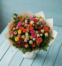 Букет Микс из разноцветных кустовых роз в Колпне