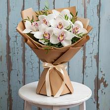 Букет цветов из:  Орхидеи и Розы в Колпне